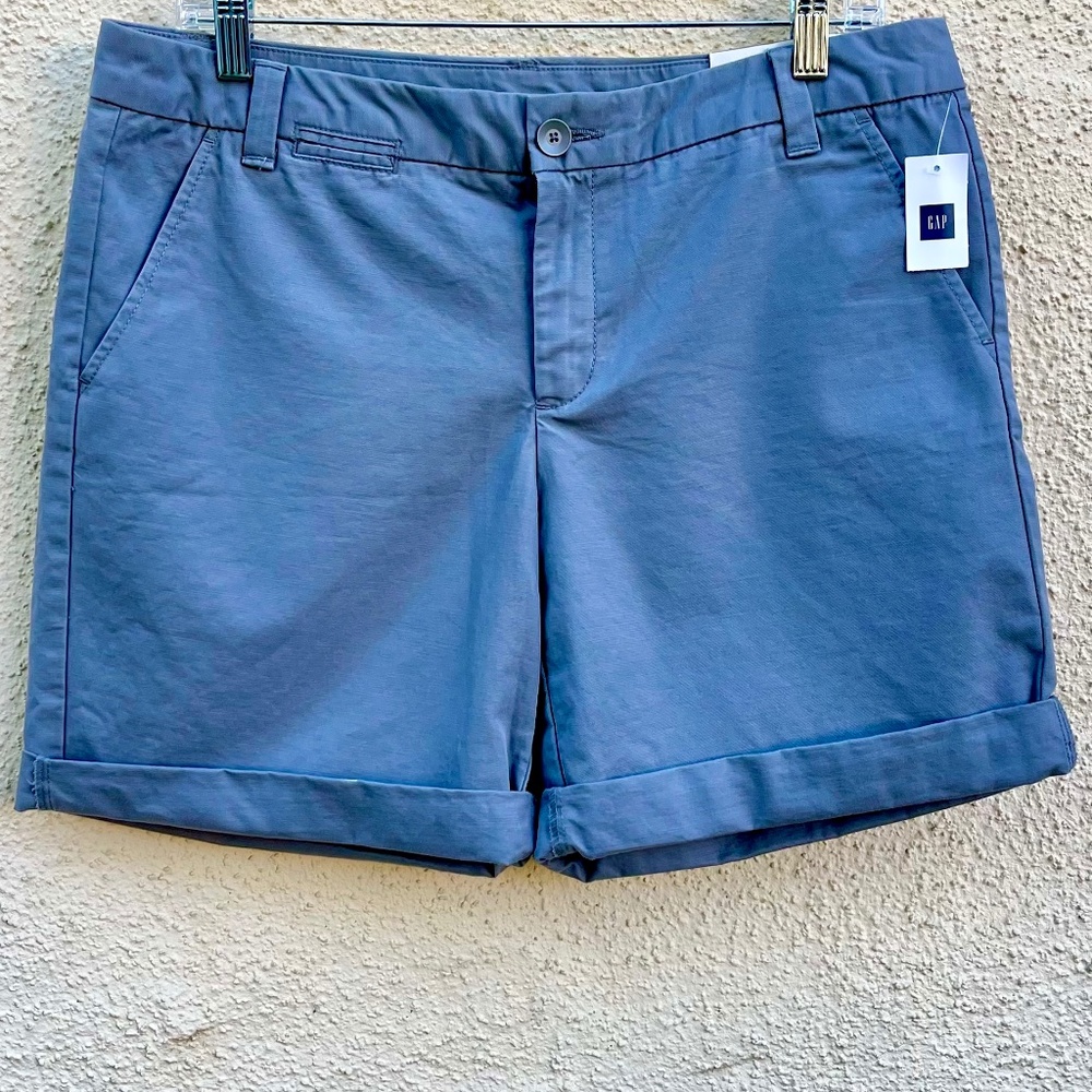 Gap Khaki Shorts Size 6 NWT